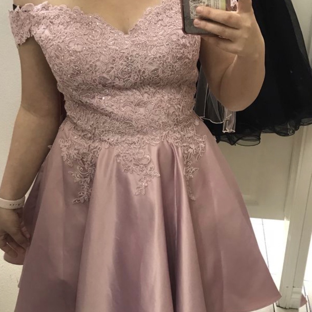 Dress - Picture 2 of 2